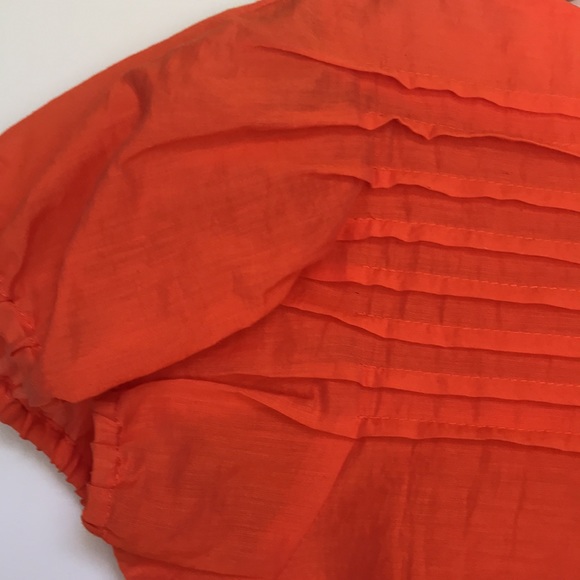 A Theory Top. - Picture 2 of 3